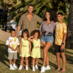 Cristiano Ronaldo’s family posing outdoors with Georgina Rodríguez and four children